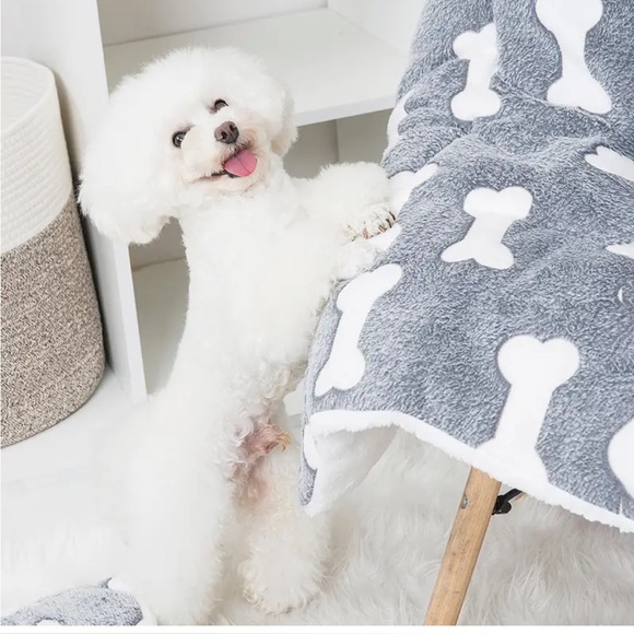 Thickened sleeping bed/ mat for dogs & cats , Large Size White & Grey Like New - Picture 5 of 6